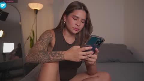 ana online show from December 2025 11:44:01 PM