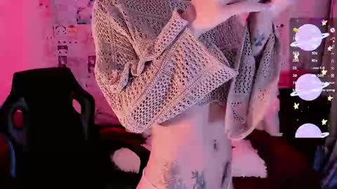 Emely Rous online show from December 2025 12:47:02 PM