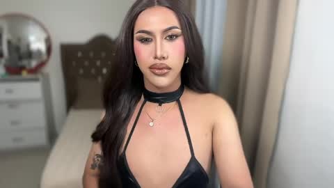 EMELY online show from March 2026 09:37:02 AM