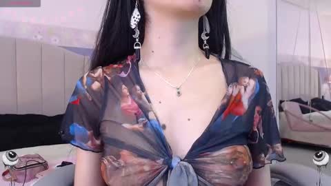 Snapshot of emerald_gh chatting on October 2025 11:16:02 PM Danna online show from October 2025 11:16:02 PM