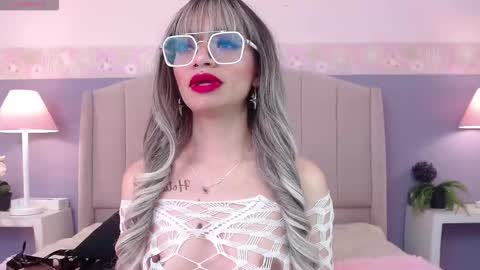 Danna online show from October 2025 08:08:02 PM