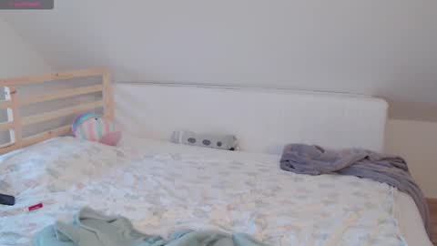 just me online show from November 2025 01:54:02 PM