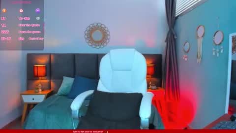 Esmeralda online show from March 2026 03:29:02 PM