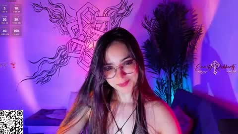 Emmily Roberts online show from April 2026 01:18:01 AM