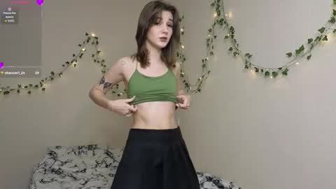 Bianca and Emi online show from October 2025 08:32:02 PM