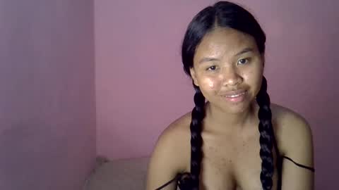 Snapshot of emiehottie chatting on July 2026 06:46:01 PM Ami online show from July 2026 06:46:01 PM