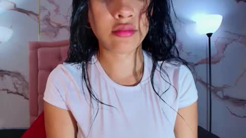 Emiily Carter online show from November 2025 11:44:01 AM