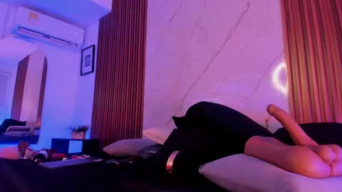   online show from September 2025 11:26:01 PM