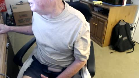 Snapshot of emil_karpo chatting on July 2026 03:27:02 PM Terrance1st online show from July 2026 03:27:02 PM