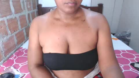 Emily online show from November 2025 11:32:02 PM