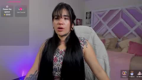 emilayton_ online show from September 2025 09:05:02 PM