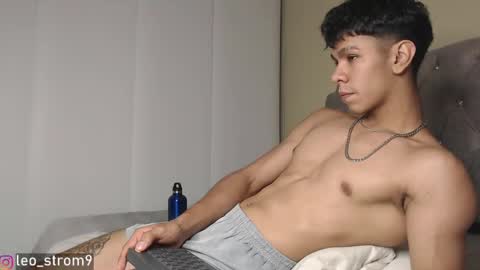 emile_239 online show from January 2025 03:40:02 AM