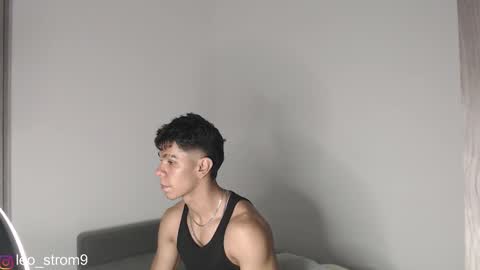 emile_239 online show from March 2025 04:21:01 AM