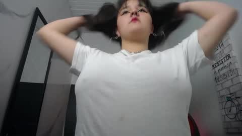 EMILI online show from May 2026 04:08:01 AM