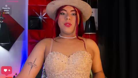 Emili roux online show from October 2025 05:35:01 PM