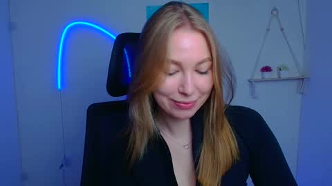 Emilia online show from April 2026 05:43:02 AM