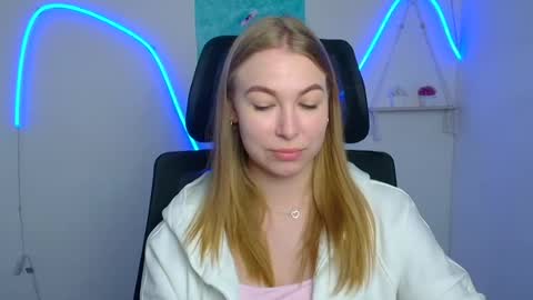 Emilia online show from July 2026 05:32:02 AM
