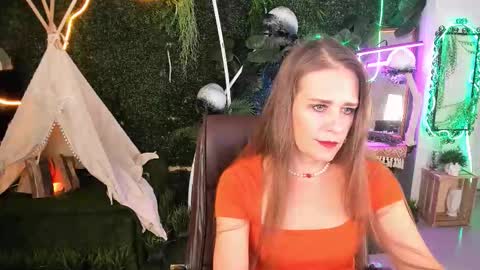 Snapshot of emiliabedy chatting on September 2025 09:12:02 AM Emilia Bedy online show from September 2025 09:12:02 AM