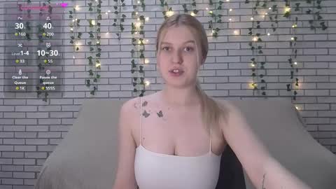 Amili online show from February 2025 12:03:02 PM