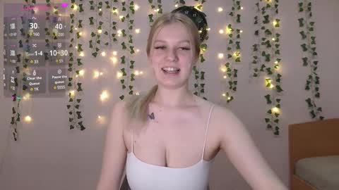 Amili online show from March 2025 03:07:02 PM