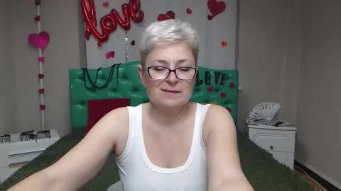 EmiliaGree online show from November 2025 06:12:01 PM