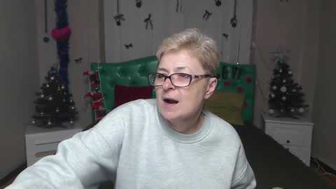 EmiliaGree online show from December 2025 06:15:02 PM