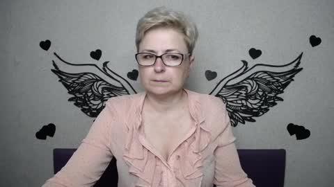 Snapshot of emiliagree chatting on April 2026 05:21:01 PM EmiliaGree online show from April 2026 05:21:01 PM