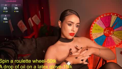 Snapshot of emiliyaroude chatting on September 2025 12:54:01 PM  Emiliya  online show from September 2025 12:54:01 PM