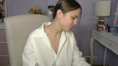 Snapshot of emilly_lust99 chatting on February 2026 08:04:02 AM Emilly online show from February 2026 08:04:02 AM