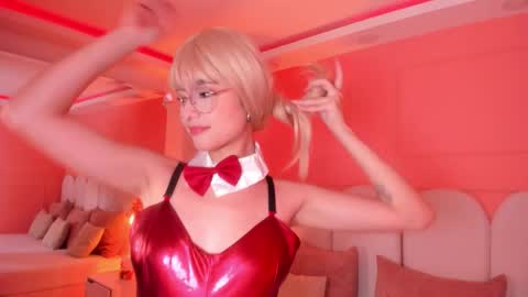 Emilly  online show from February 2026 05:28:01 PM