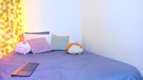 emilly online show from February 2025 08:09:02 AM