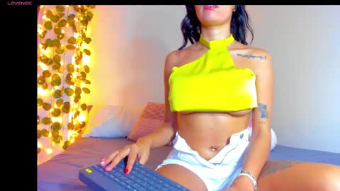 emilly online show from March 2025 06:16:02 AM