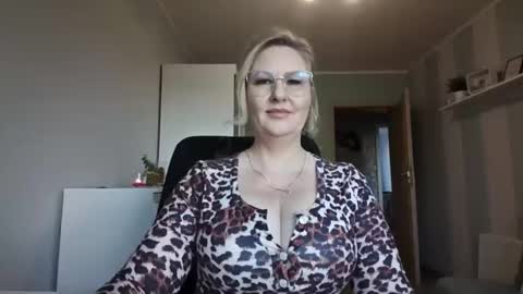 EmillyLove online show from March 2026 07:25:02 AM