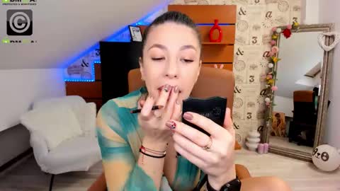 EmillyTaylor online show from November 2025 04:44:01 AM