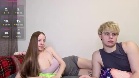 emily_and_ilumi online show from March 2026 10:53:01 PM