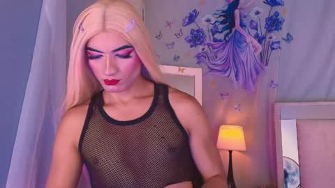 emily_castillo1_ online show from March 2026 05:51:02 AM