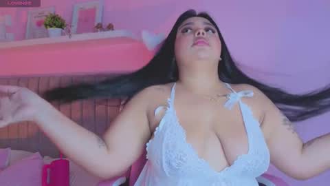 Emily online show from November 2025 12:20:02 AM