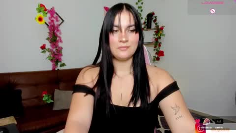 Snapshot of emily_coraline chatting on February 2025 08:36:02 PM Emily online show from February 2025 08:36:02 PM