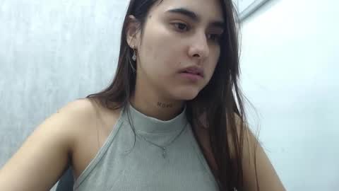 emily fox 3 online show from April 2026 12:13:01 AM