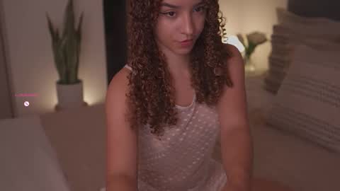 Juliana online show from March 2026 02:28:01 AM