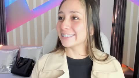 Emily online show from October 2025 02:50:01 PM