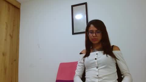 Emily online show from June 2026 03:57:01 AM