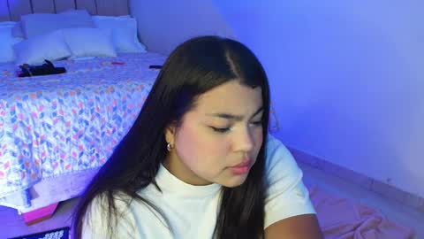 emily_morgam online show from June 2026 07:08:02 PM