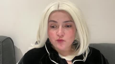 emily_morning_dew online show from January 2026 06:22:02 PM