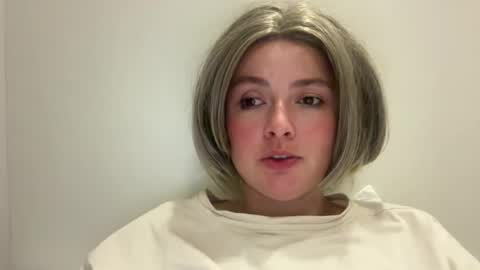 Snapshot of emily_morning_dew chatting on June 2026 07:29:01 PM emily_morning_dew online show from June 2026 07:29:01 PM