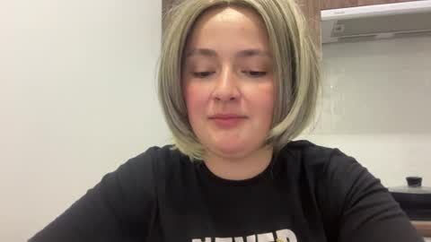 Snapshot of emily_morning_dew chatting on July 2026 07:23:01 AM emily_morning_dew online show from July 2026 07:23:01 AM