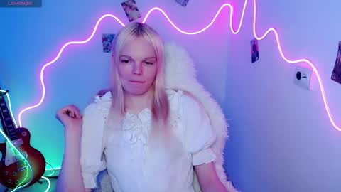 Snapshot of emily_nyaffe chatting on October 2025 09:39:02 PM Lia online show from October 2025 09:39:02 PM