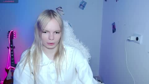 Snapshot of emily_nyaffe chatting on February 2026 04:59:01 PM Lia online show from February 2026 04:59:01 PM