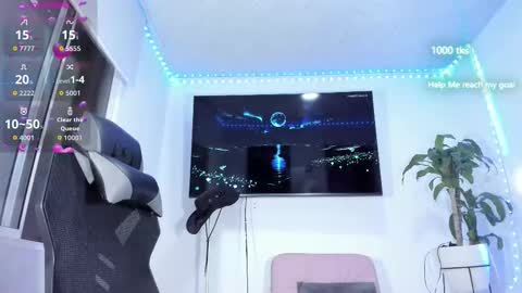 emily_palmeer online show from December 2025 09:47:02 AM