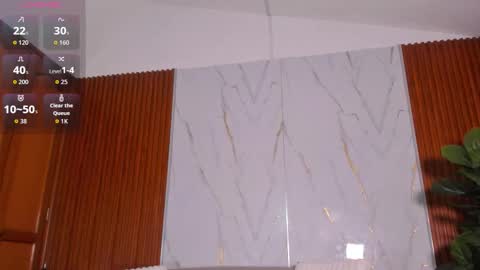 Emily online show from October 2025 07:21:02 PM